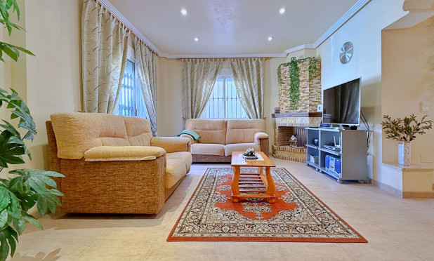 Wiederverkauf - Villa - Orihuela - Orihuela Costa