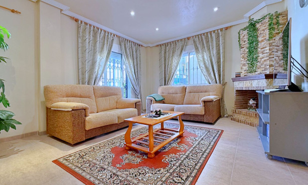 Wiederverkauf - Villa - Orihuela - Orihuela Costa