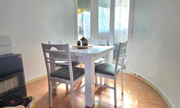 Odsprzedaż - Kamienica - La Nucía