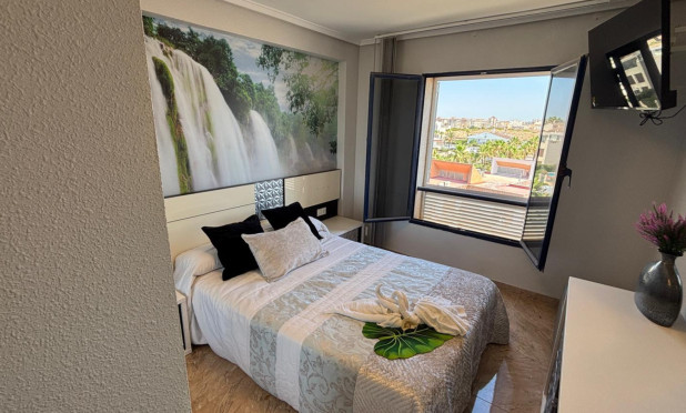 Revente - Appartement - Torrevieja - La Mata