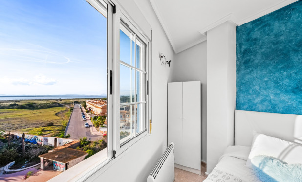 Resale - Apartment / flat - Torrevieja - La Mata