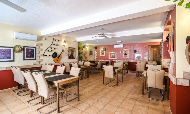 Odsprzedaż - COMMERCIAL PROPERTY - Torrevieja - La Veleta
