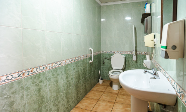 Odsprzedaż - COMMERCIAL PROPERTY - Torrevieja - La Veleta