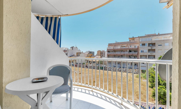 Reventa - Apartamento / piso - Torrevieja - La Mata