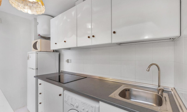 Reventa - Apartamento / piso - Torrevieja - La Mata