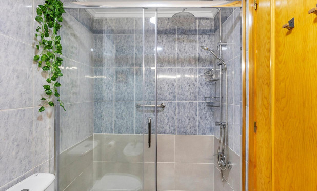 Wiederverkauf - Wohnung - Torrevieja - Habaneras