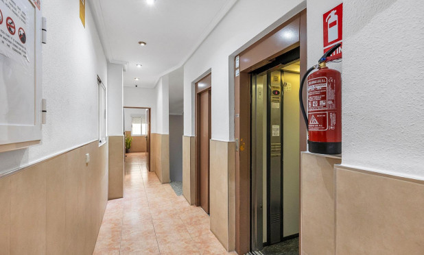 Wiederverkauf - Wohnung - Torrevieja - Habaneras