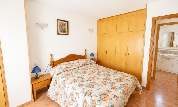 Reventa - Apartamento / piso - Torrevieja - Estacion de autobuses