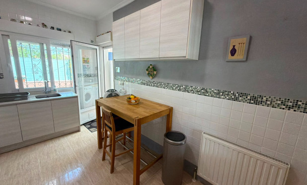 Wiederverkauf - Villa - Montesinos - La Herrada