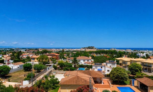 Resale - Villa - Denia - Montgó