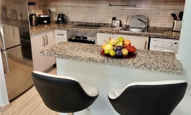 Resale - Apartment / flat - Benidorm - Zona de Poniente