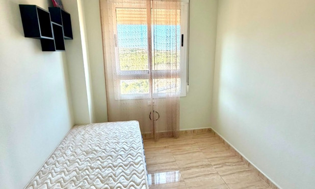 Resale - Apartment / flat - Benidorm - Zona de Poniente