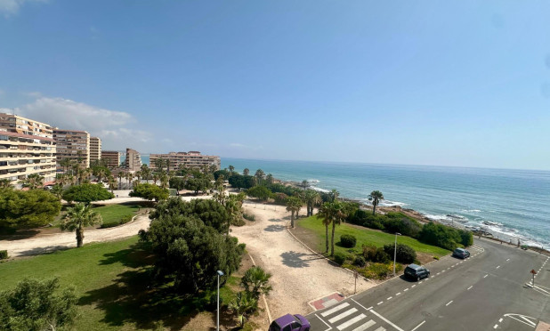 Resale - Apartment / flat - Torrevieja - Cabo Cervera