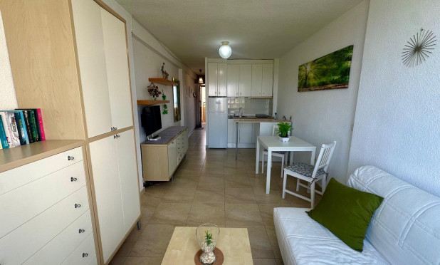 Resale - Apartment / flat - Torrevieja - Cabo Cervera