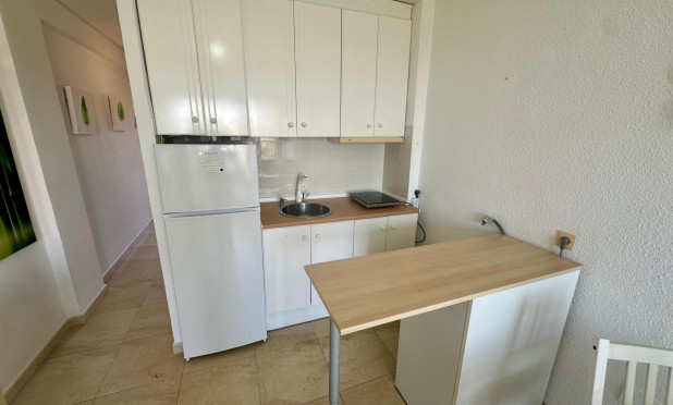 Resale - Apartment / flat - Torrevieja - Cabo Cervera