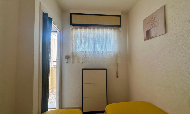Resale - Apartment / flat - Torrevieja - Cabo Cervera