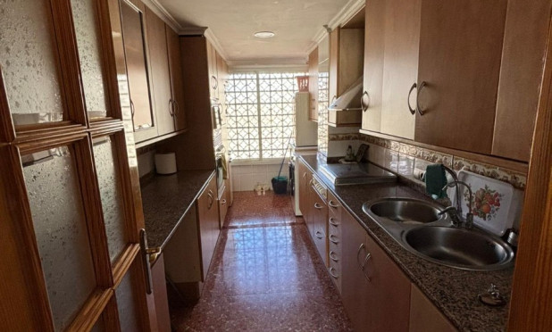 Resale - Apartment / flat - Benidorm - Levante