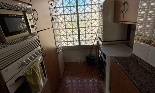 Resale - Apartment / flat - Benidorm - Levante