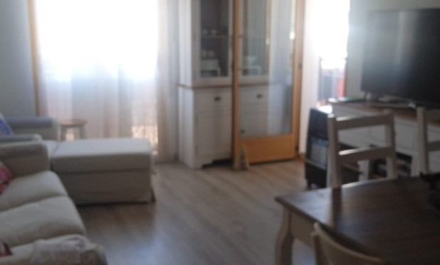 Herverkoop - Appartement / flat - Xirles