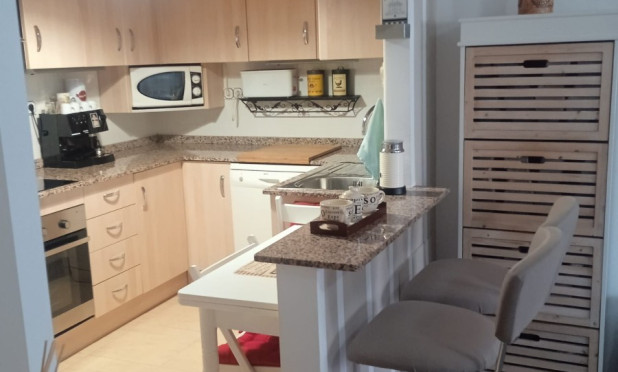 Herverkoop - Appartement / flat - Xirles