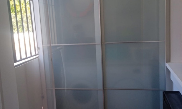 Herverkoop - Appartement / flat - Xirles