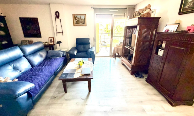 Resale - Apartment / flat - Orihuela Costa - La Zenia
