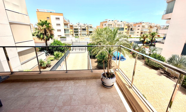 Resale - Apartment / flat - Orihuela Costa - La Zenia
