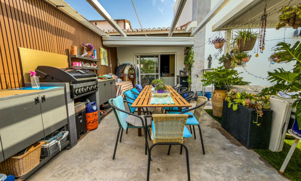 Resale - Villa - Torrevieja - Torreta - Florida