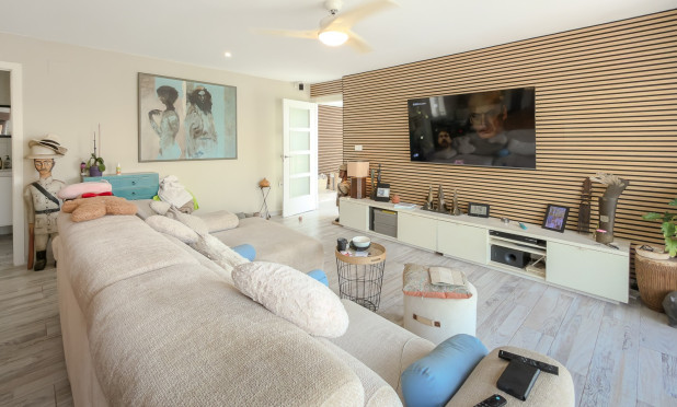 Resale - Villa - Torrevieja - Torreta - Florida