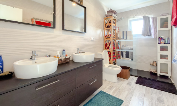 Resale - Villa - Torrevieja - Torreta - Florida