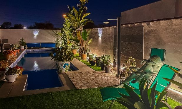Resale - Villa - Torrevieja - Torreta - Florida