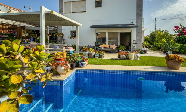Resale - Villa - Torrevieja - Torreta - Florida
