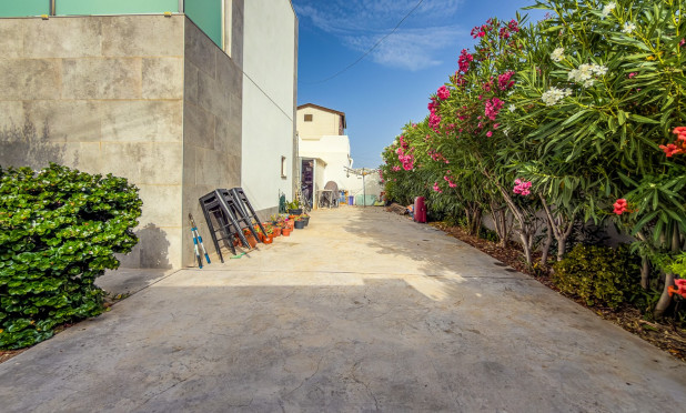Resale - Villa - Torrevieja - Torreta - Florida