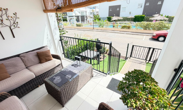 Resale - Apartment / flat - Torrevieja - Aguas Nuevas