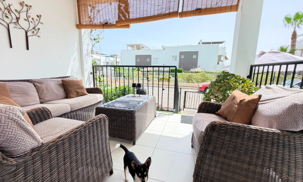 Resale - Apartment / flat - Torrevieja - Aguas Nuevas