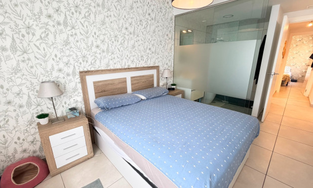 Resale - Apartment / flat - Torrevieja - Aguas Nuevas