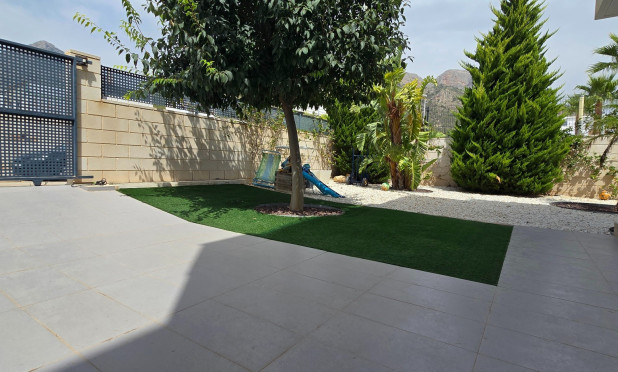 Resale - Townhouse - Polop - Alberca