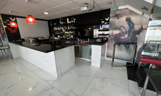 Resale - Commercial - Torrevieja - Costa Blanca Sur