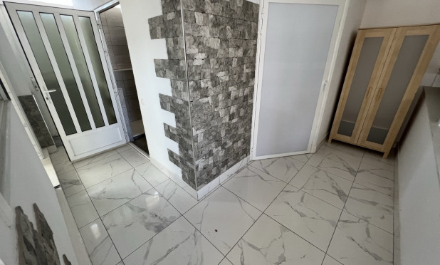 Resale - Commercial - Torrevieja - Costa Blanca Sur