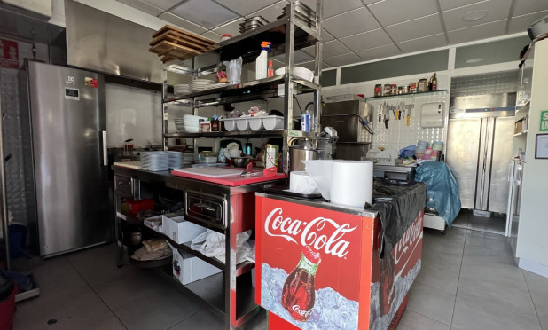 Resale - Commercial - Torrevieja - Costa Blanca Sur