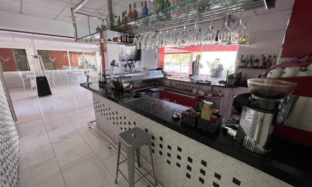 Resale - Commercial - Torrevieja - Costa Blanca Sur