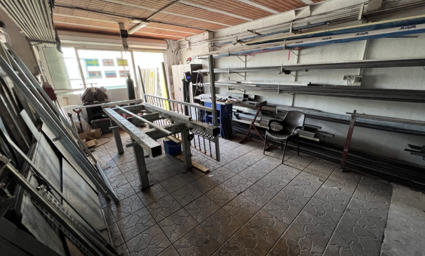 Resale - Commercial - Torrevieja - Costa Blanca Sur