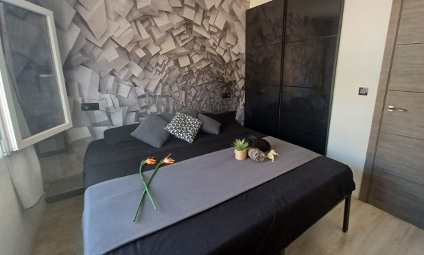 Resale - Apartment / flat - Torre de la Horadada - Costa Blanca Sur