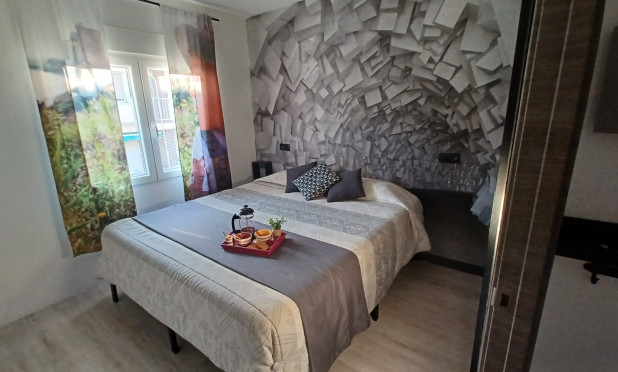 Resale - Apartment / flat - Torre de la Horadada - Costa Blanca Sur