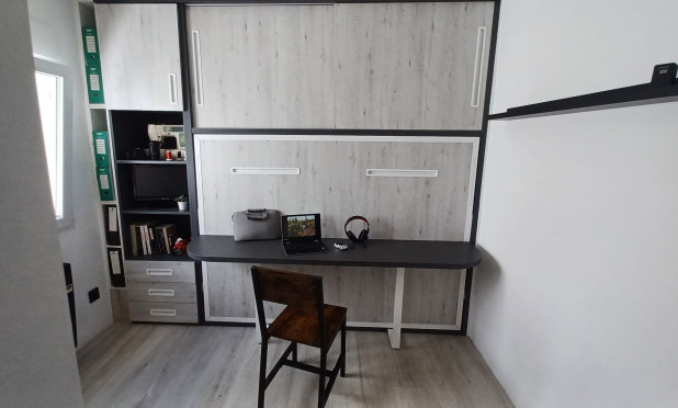 Resale - Apartment / flat - Torre de la Horadada - Costa Blanca Sur
