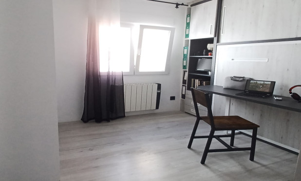 Resale - Apartment / flat - Torre de la Horadada - Costa Blanca Sur