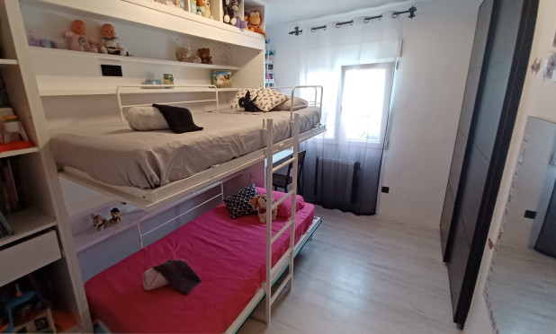 Resale - Apartment / flat - Torre de la Horadada - Costa Blanca Sur
