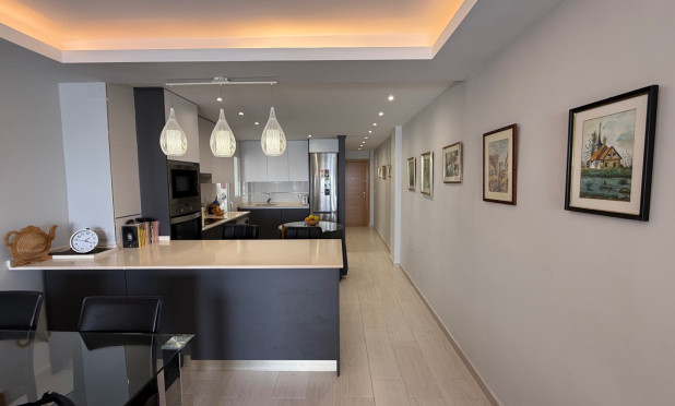 Resale - Apartment / flat - Torrevieja - Costa Blanca Sur