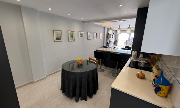 Resale - Apartment / flat - Torrevieja - Costa Blanca Sur