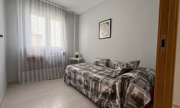 Resale - Apartment / flat - Torrevieja - Costa Blanca Sur